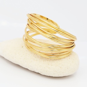 olira_armband_goud_sfeer